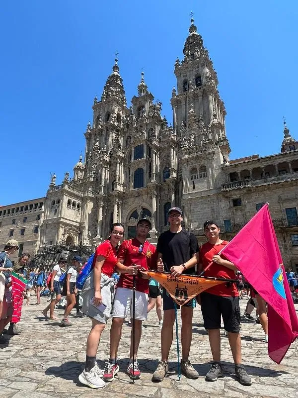 Foto 2 - Llegan a Santiago de Compostela los j&oacute;venes peregrinos de la Di&oacute;cesis de Ciudad Rodrigo