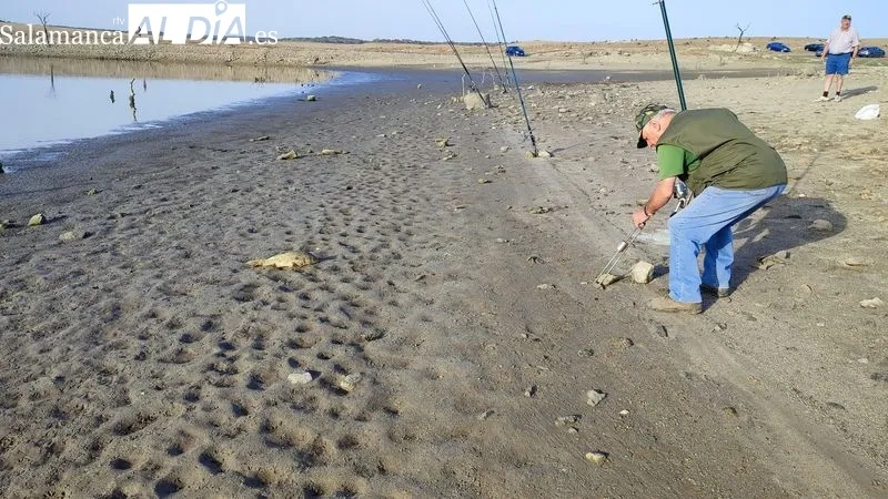 XI Encuentro de Pesca San Roque organizado por el CD Bajo-Tormes en Villarino con motivo de las fiestas patronales / CORRAL