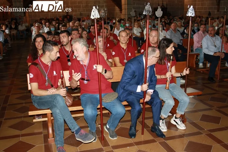 Foto 17 - Multitudinario y emotivo recibimiento a San Roque en las calles de Macotera