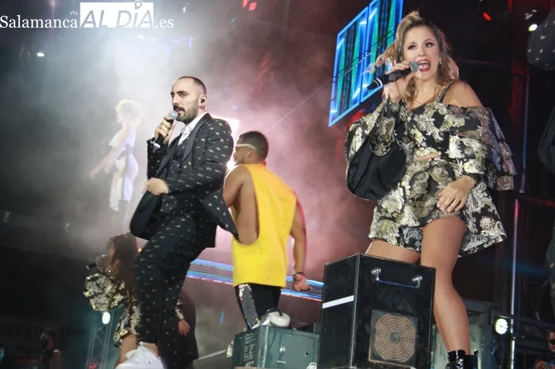 Foto 6 - M&aacute;s de 4.000 personas acompa&ntilde;an a la Orquesta Panorama en su gran fiesta en el parque La Huerta