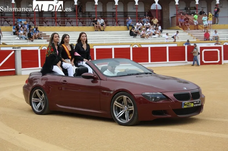 La Plaza de toros La Florida acogía este viernes una suelta popular de vaquillas