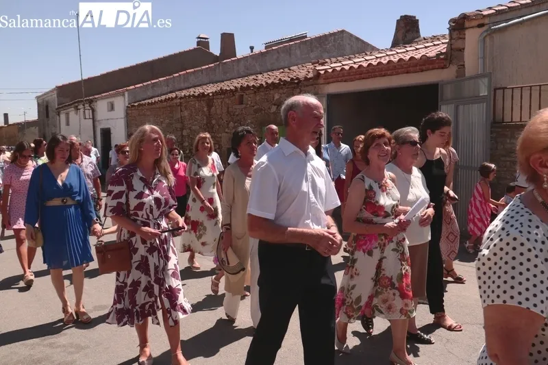 Procesión de la Virgen de las Nieves en Majuges / CORRAL