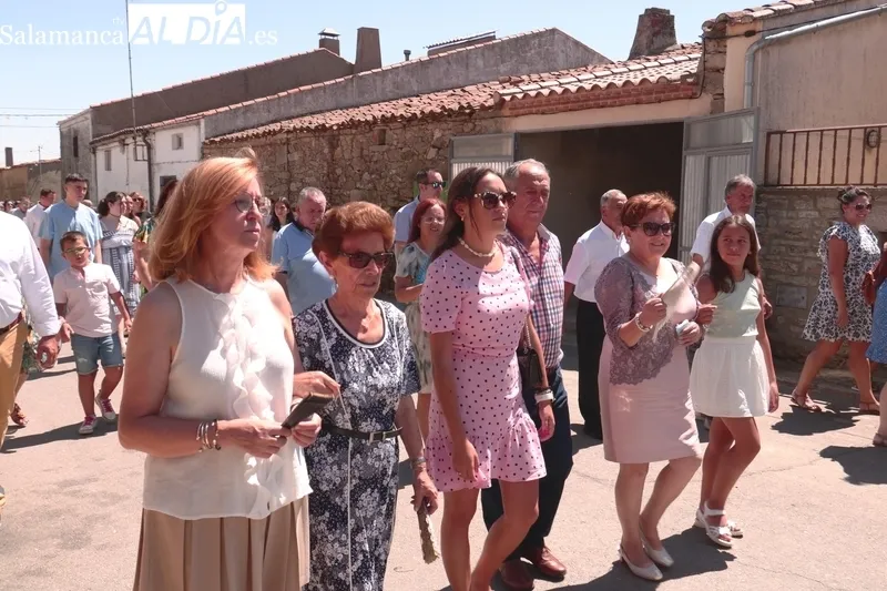 Procesión de la Virgen de las Nieves en Majuges / CORRAL