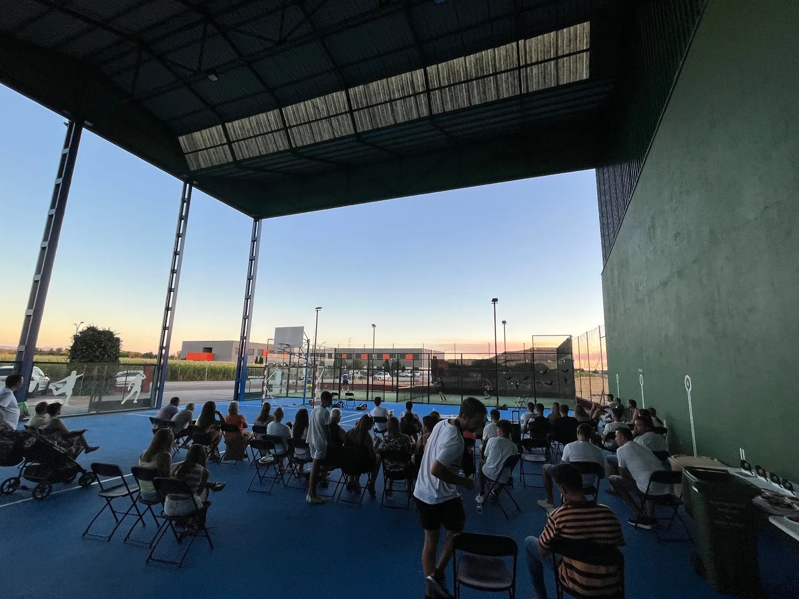 Foto 2 - Alberto Rodr&iacute;guez y V&iacute;ctor Aliseda se llevan el II Torneo de P&aacute;del de Sieteiglesias