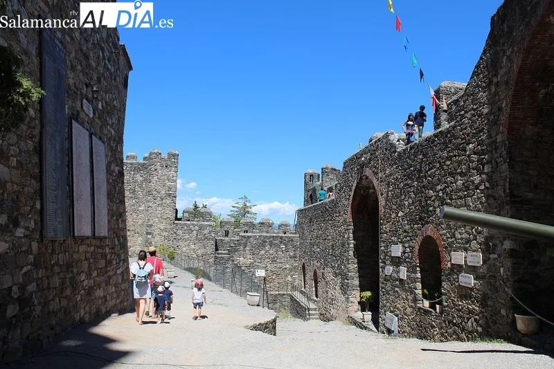 Foto 11 - La Fiesta de la Historia de Bragan&ccedil;a celebra la paz de 1371 entre Portugal y Castilla