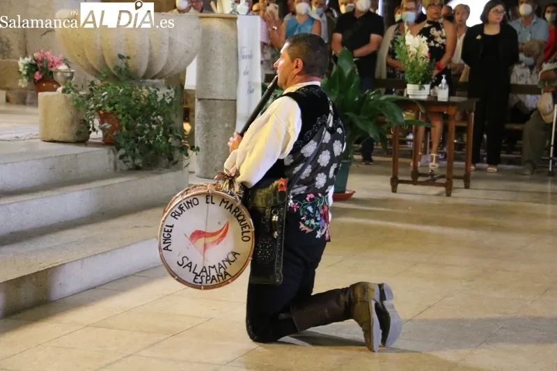Procesión de San Roque en Villarino de los Aires / CORRAL 