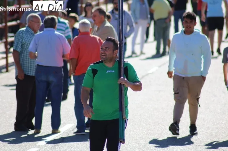 Segundo encierro de las fiestas de Villarino con novillos de Valdeflores / CORRAL