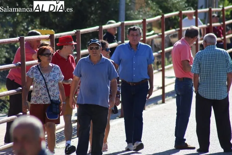 Segundo encierro de las fiestas de Villarino con novillos de Valdeflores / CORRAL