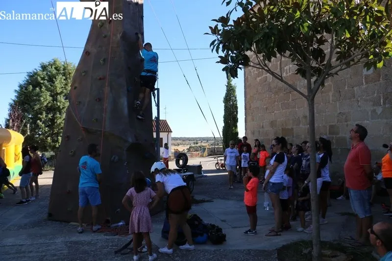 Parque multiaventura en Sardón de los Frailes / CORRAL