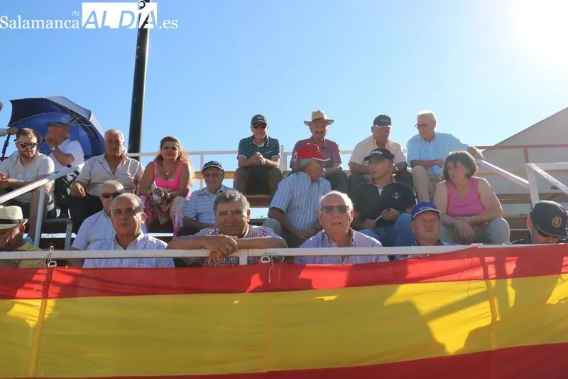 Buena novillada de Espioja en Masueco para el Nino Julen y El Mene / CORRAL 