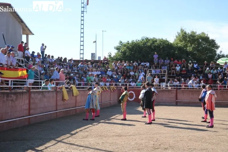 Buena novillada de Espioja en Masueco para el Nino Julen y El Mene / CORRAL 