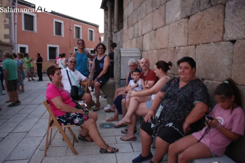 Los vecinos de Almendra disfrutaron de una agradable merienda-cena