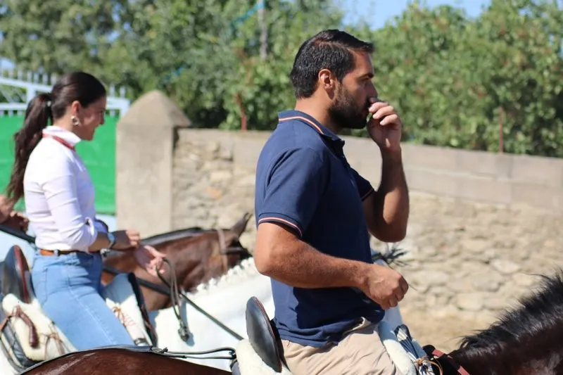 Foto 6 - Lumbrales despide las fiestas con un desigual encierro a caballo