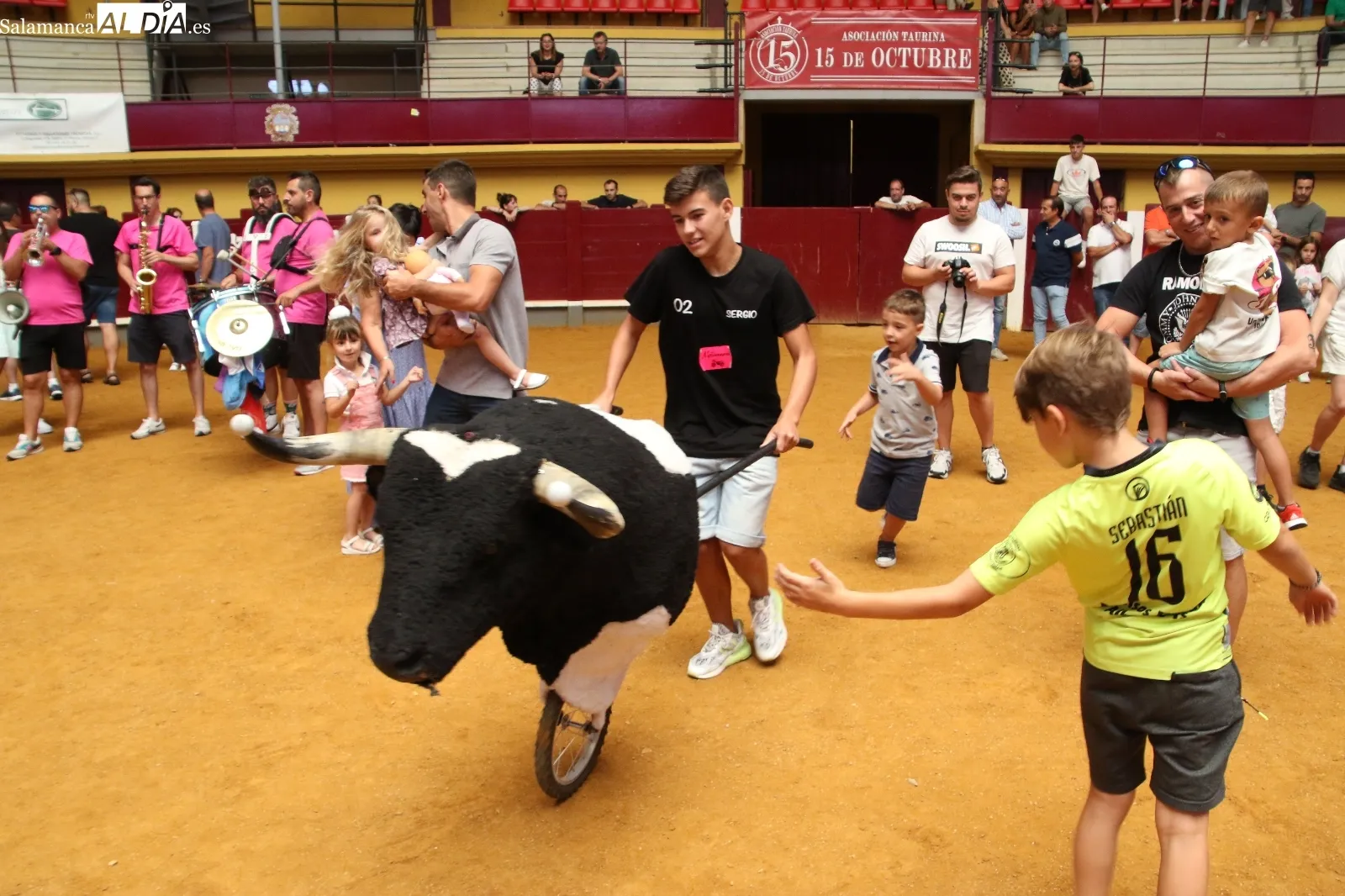Foto 5 - Encierro infantil con la Charanga Afinados