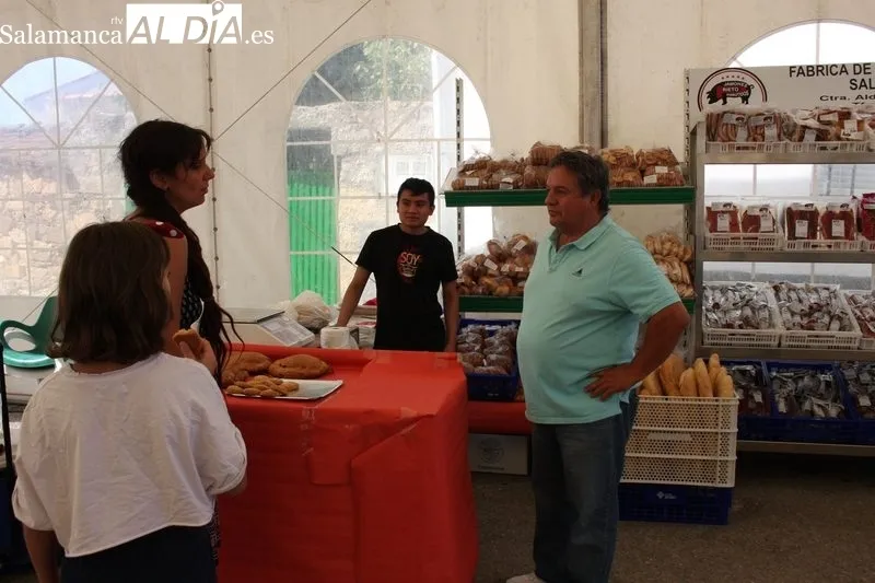 La Feria se desarrolla a lo largo de todo este sábado 20 de agosto con cerca de una treintena de expositores / SILVESTRE