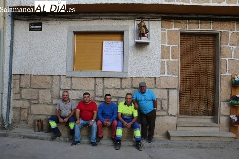 Segundo encierro de las fiestas de Aldedávila y en el que se corrieron cuatro novillos de Valrubio / CORRAL