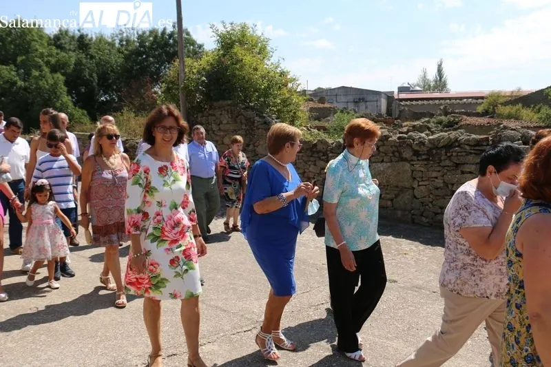 Tras la misa tenía lugar la procesión de Santa Águeda y después una paella hecha arte / CORRAL