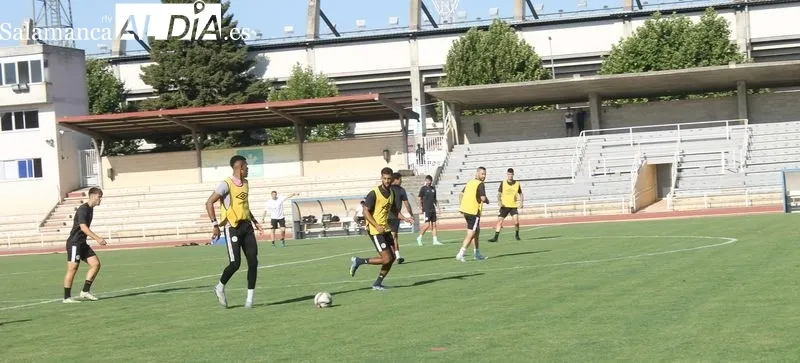 Foto 13 - Pablo de Castro se suma a las &oacute;rdenes de Mar&iacute;a en el Salamanca UDS
