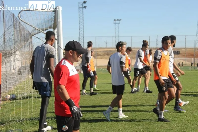 Entrenamientos de ambos equipos en el Helmántico / Fotos: Carlos Cuervo
