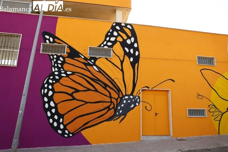 Presentación del nuevo mural de la Escuela Infantil de Santa Marta de Tormes. Foto de David Sañudo