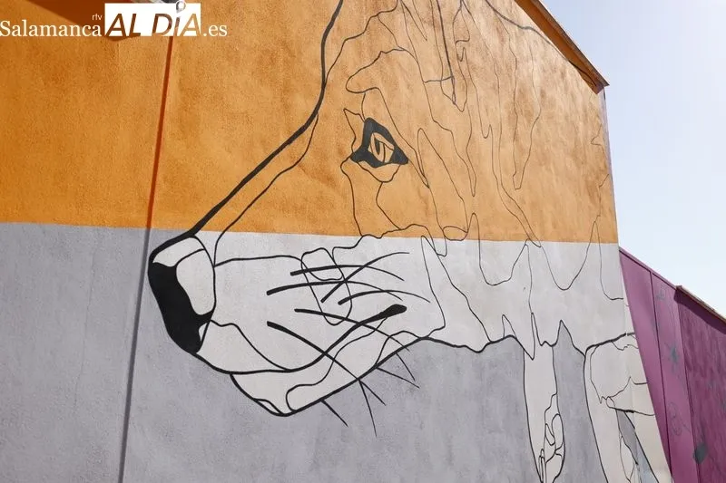 Presentación del nuevo mural de la Escuela Infantil de Santa Marta de Tormes. Foto de David Sañudo