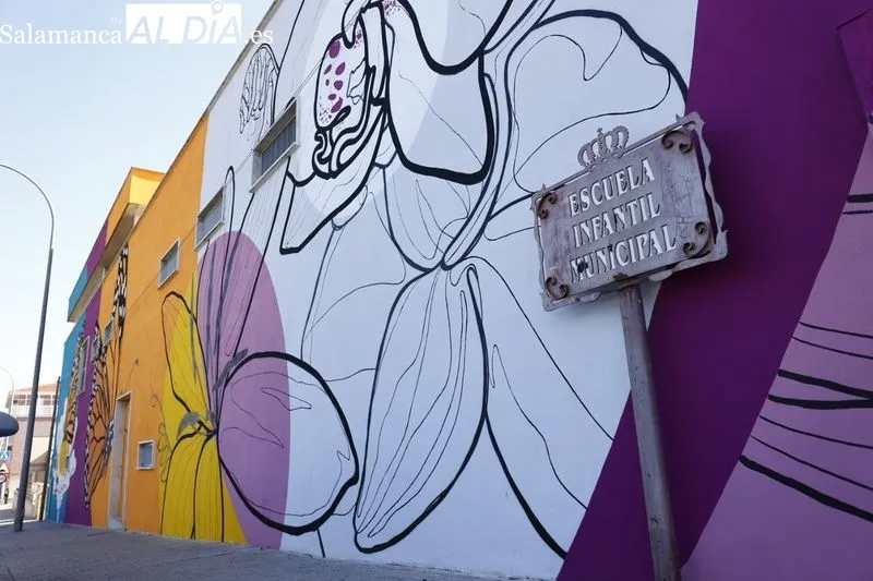 Presentación del nuevo mural de la Escuela Infantil de Santa Marta de Tormes. Foto de David Sañudo