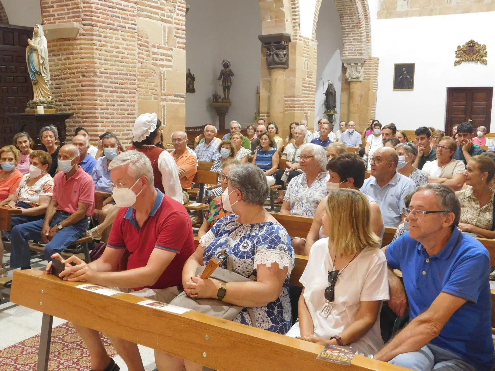 'Buscando a Nebrija' conquistaba al público de Paradinas de San Juan 