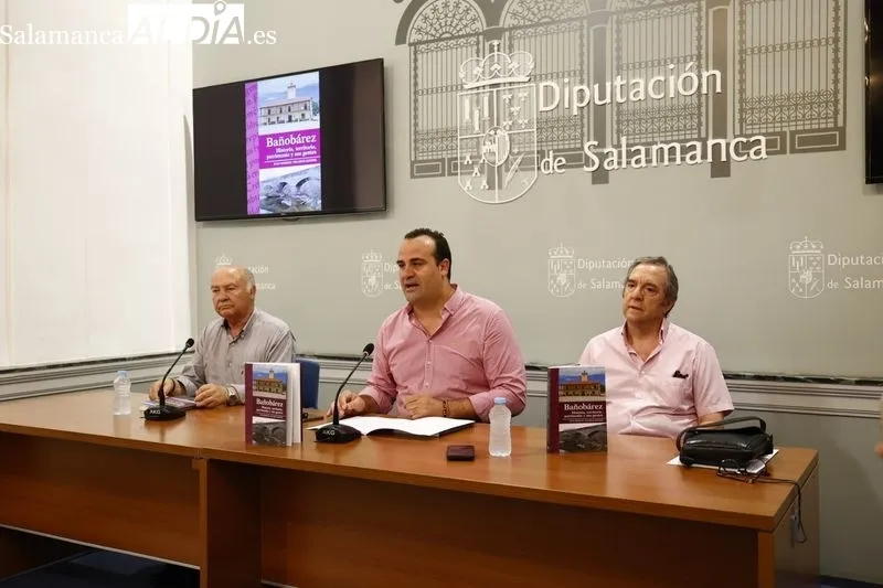 Presentación en la Diputación del libro 'Bañobárez. Historia, territorio, patrimonio y sus gentes' / FOTOS: DAVID SAÑUDO