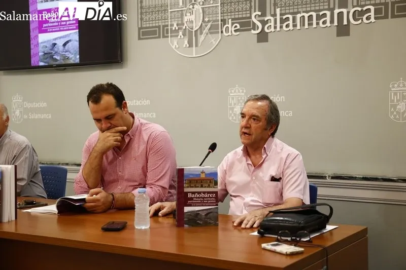 Presentación en la Diputación del libro 'Bañobárez. Historia, territorio, patrimonio y sus gentes' / FOTOS: DAVID SAÑUDO