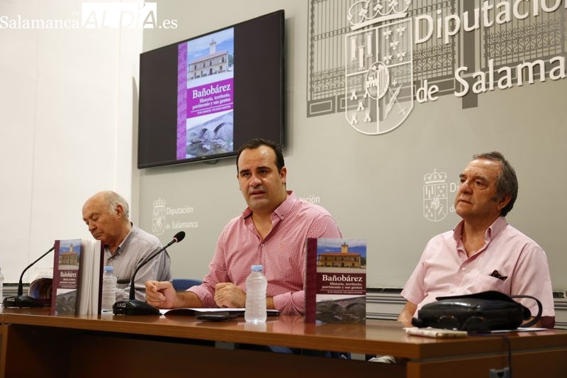 Presentación en la Diputación del libro 'Bañobárez. Historia, territorio, patrimonio y sus gentes' / FOTOS: DAVID SAÑUDO