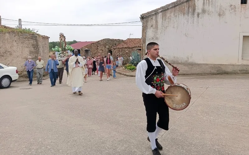 Foto 2 - Barceo celebra sus fiestas en honor a Santa Mar&iacute;a Magdalena