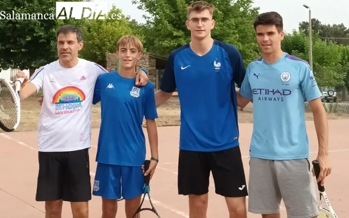 Foto 2 - Manuel y Francisco Rodr&iacute;guez se imponen en el segundo torneo de frontenis de Saldeana