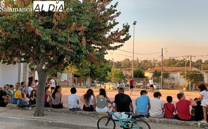Foto 10 - Manuel y Francisco Rodr&iacute;guez se imponen en el segundo torneo de frontenis de Saldeana