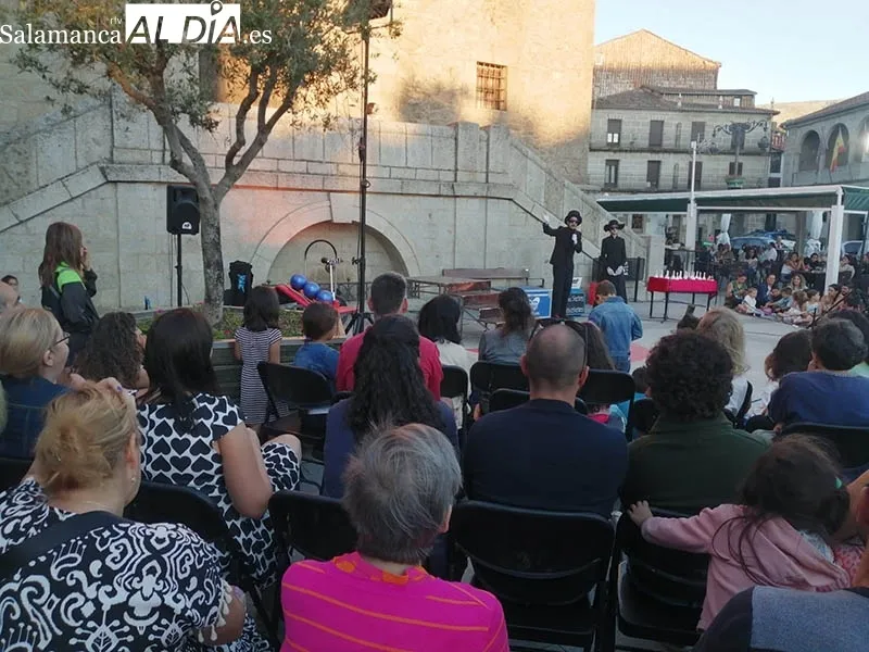Foto 4 - &lsquo;La chimba&rsquo; cerr&oacute; el ciclo de &lsquo;Conmarca a Escena&rsquo; en B&eacute;jar