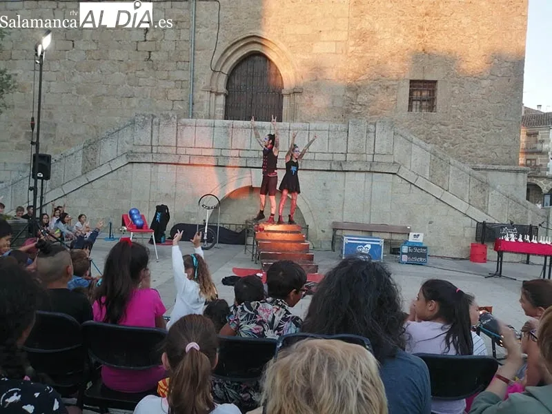 Foto 2 - &lsquo;La chimba&rsquo; cerr&oacute; el ciclo de &lsquo;Conmarca a Escena&rsquo; en B&eacute;jar