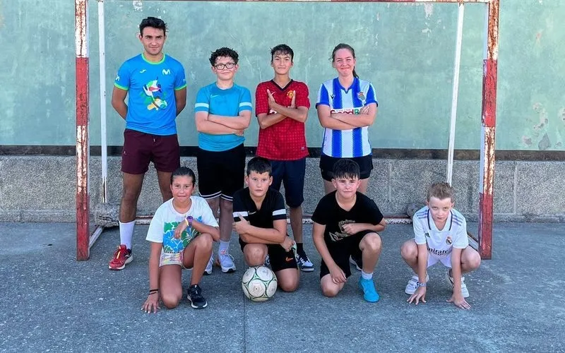 Euipos participantes en el torneo de fútbol sala celebrado ayer lunes