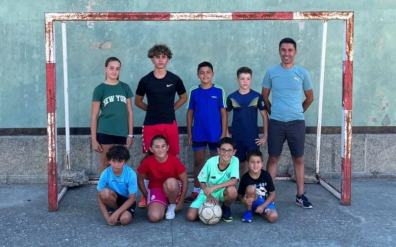 Euipos participantes en el torneo de fútbol sala celebrado ayer lunes