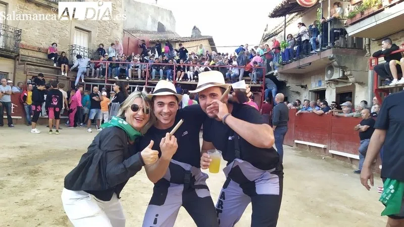 Tranquilo cuarto encierro de las fiestas de Aldeadávila en el que se corrieron cuatro novillos de Valdeflores 