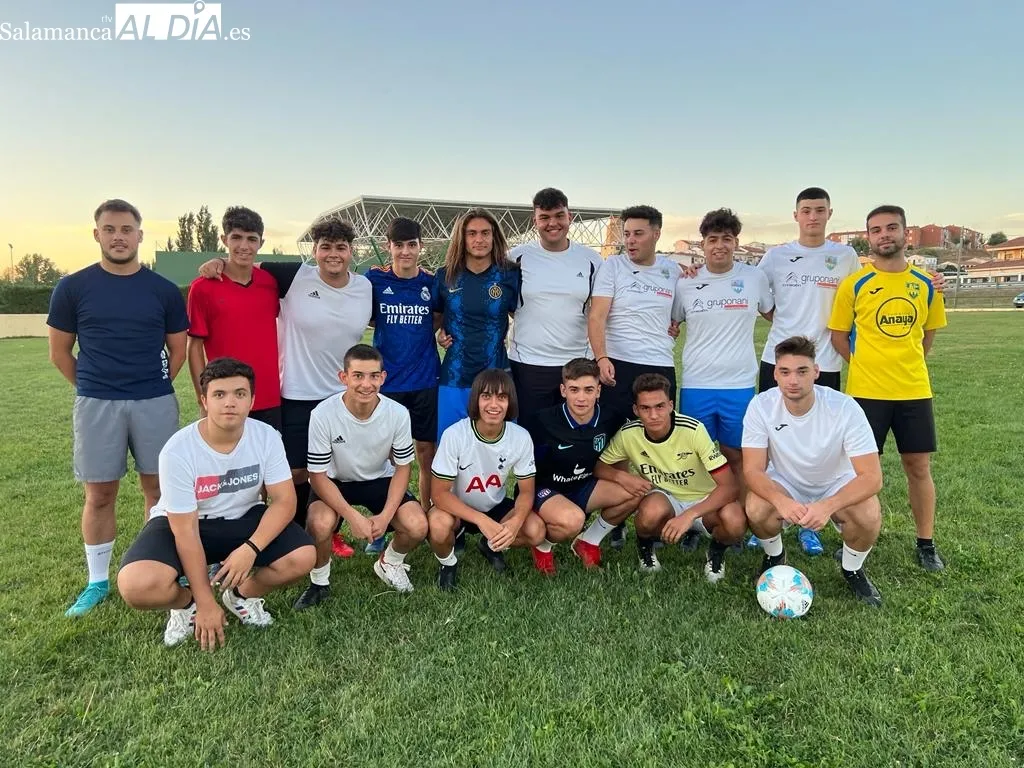Foto 3 - El Alba de Tormes CF se pone el mono de trabajo en su pretemporada