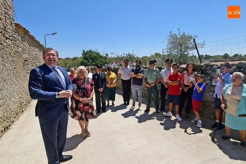 Foto 7 - Fuentes de O&ntilde;oro dedica una calle a Juli&aacute;n Montero, ilustre hijo del pueblo
