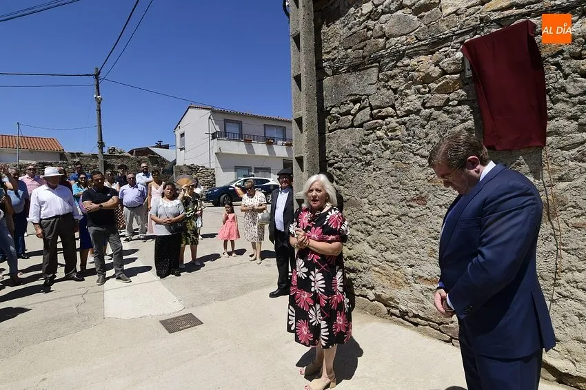 Foto 10 - Fuentes de O&ntilde;oro dedica una calle a Juli&aacute;n Montero, ilustre hijo del pueblo