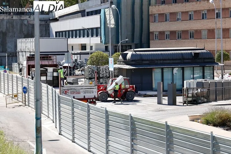 Aspecto del antiguo Hospital Clínico de Salamanca como consecuencia de los trabajos para su derribo. Foto de David Sañudo