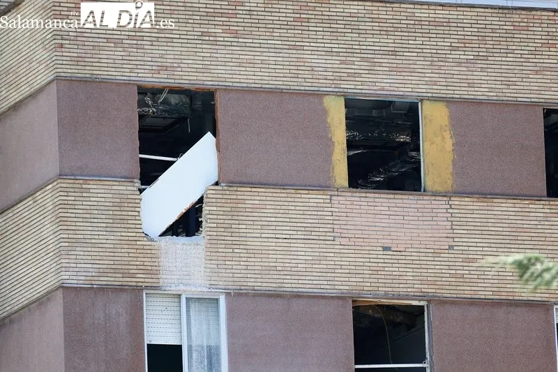 Aspecto del antiguo Hospital Clínico de Salamanca como consecuencia de los trabajos para su derribo. Foto de David Sañudo