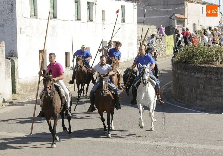Foto 5 - Variada tarde taurina en Fuentes de O&ntilde;oro con citas de todo tipo