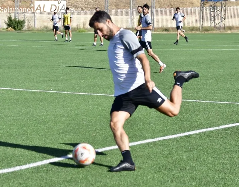Entrenamiento matinal del Salamanca UDS, que sigue con intensidad su pretemporada