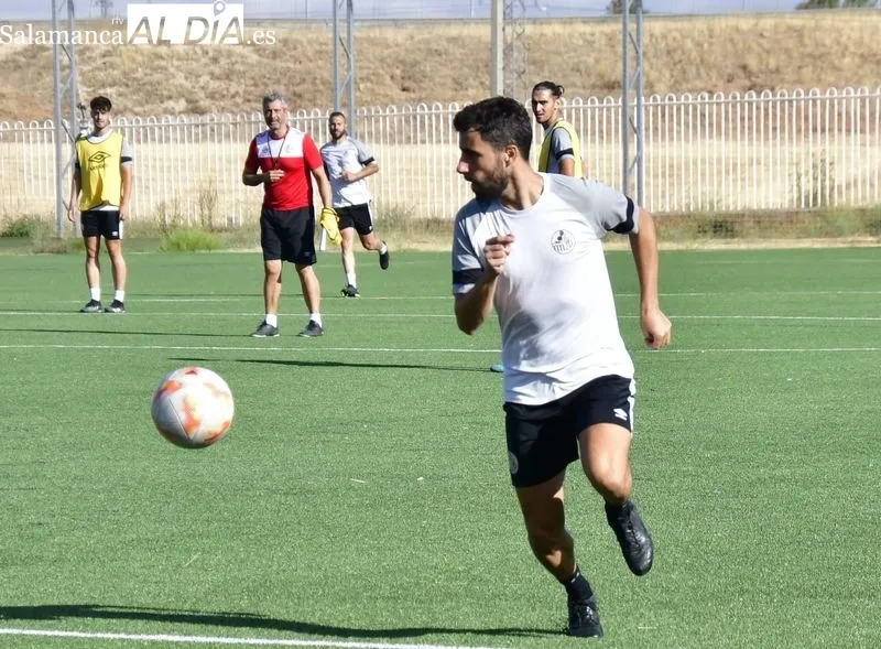 Entrenamiento matinal del Salamanca UDS, que sigue con intensidad su pretemporada