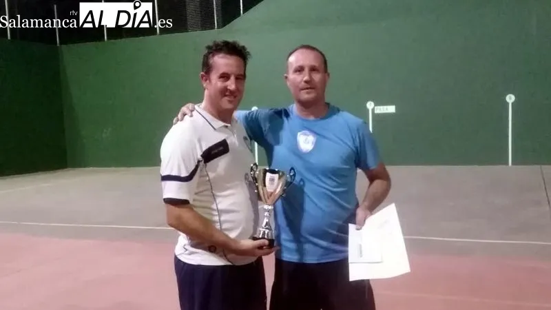 Campeones y subcampeones del IV torneo de frontenis