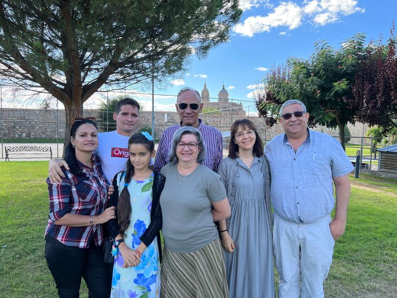 La odisea de una familia cubana que logra reencontrarse en Salamanca
