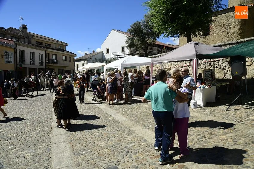 Foto 10 - Fuenteguinaldo calienta motores para sus fiestas con la cl&aacute;sica Feria de San Bartolom&eacute;