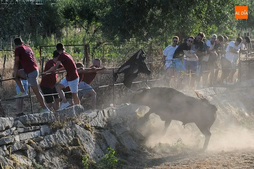 Foto 6 - Sancti-Sp&iacute;ritus vibra con su recuperada Fiesta Juvenil